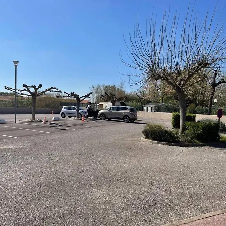 Cosy Avec Piscine Et Parking, A 100m De La - - Fr-1-225-91